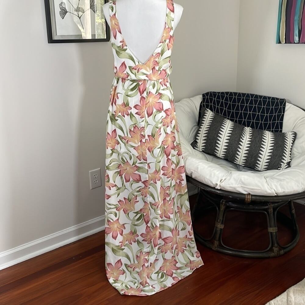 Show Me Your MuMu Kendall floral maxi sundress - Picture 8 of 11